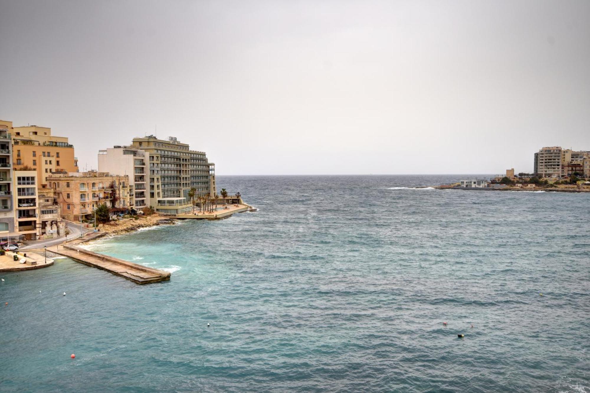 Morina Court - Seaview Apartments And Penthouse In St Julians By Shortletsmalta Saint Julian's Bagian luar foto